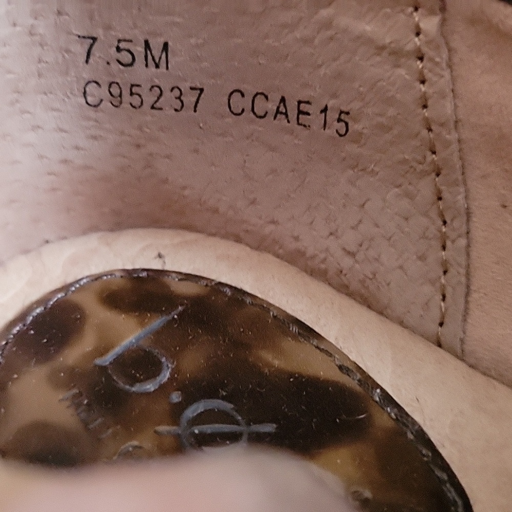 B.O.C. Born Concept Howell vegan patent leather slip-on clogs Tan/ Brown - Picture 4 of 4